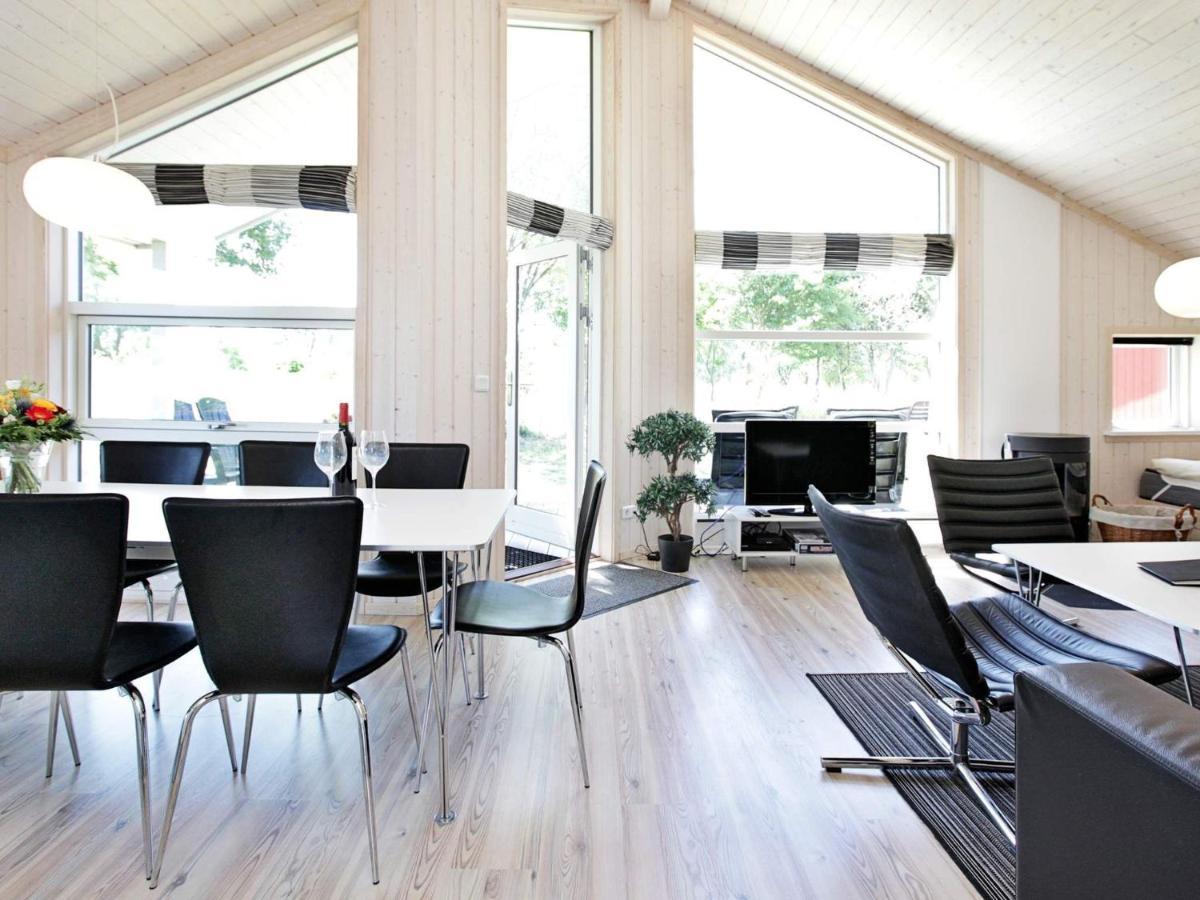 8 Person Holiday Home In Gro Enbrode Großenbrode 外观 照片